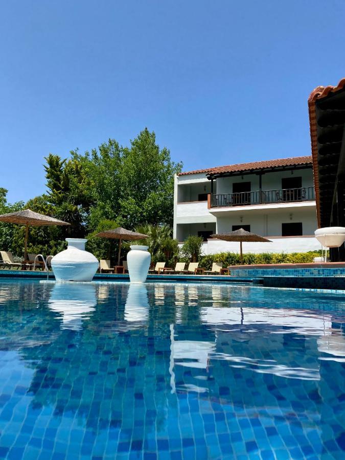 Eden Hotel Áfitos Exterior foto