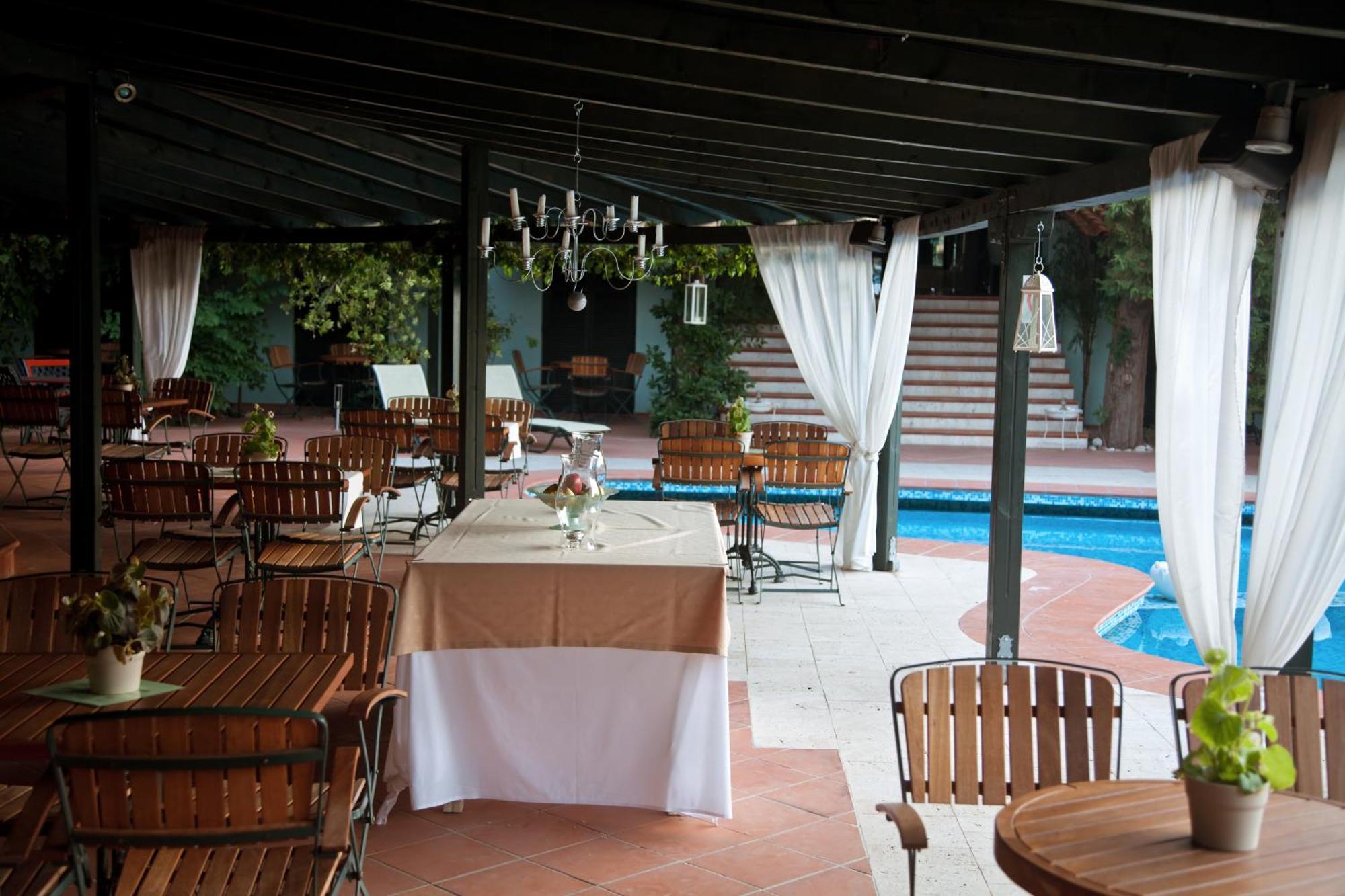 Eden Hotel Áfitos Exterior foto