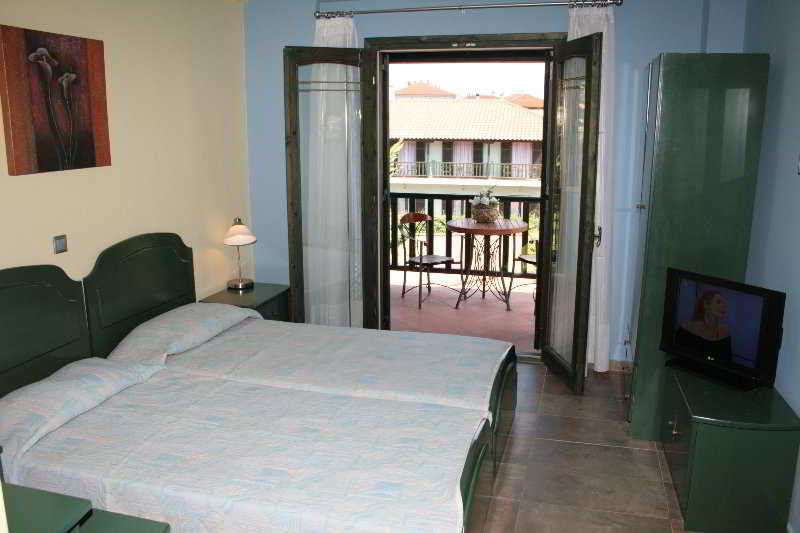 Eden Hotel Áfitos Exterior foto