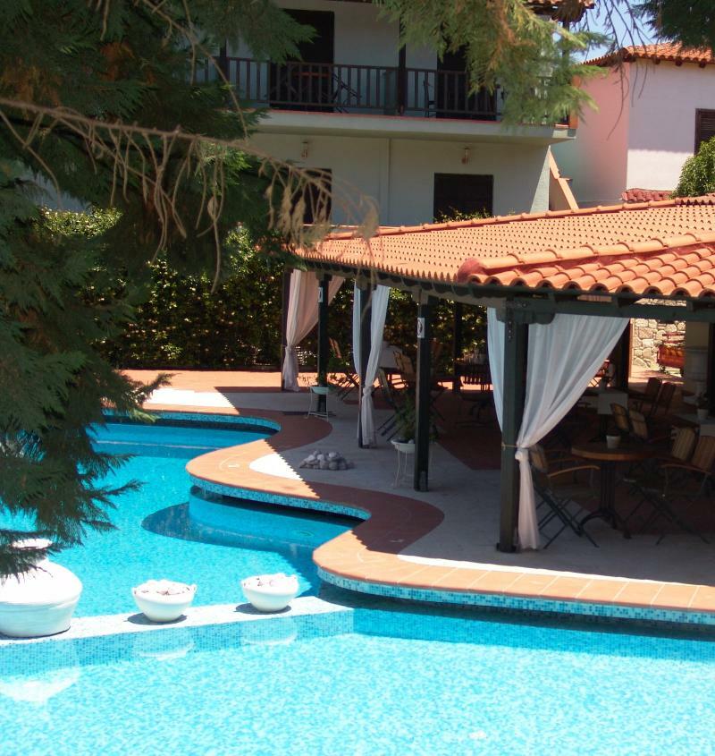 Eden Hotel Áfitos Exterior foto
